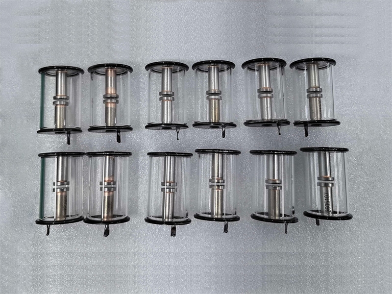 High energy exciter discharge tube